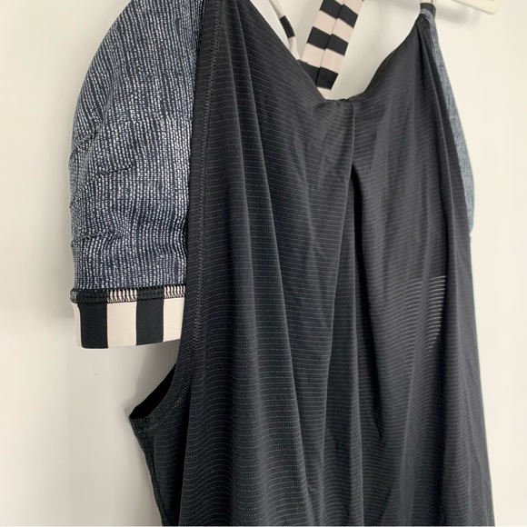 LULULEMON Rest Less Run Tank With Built In Bra • Sz 8 - Picture 5 of 10